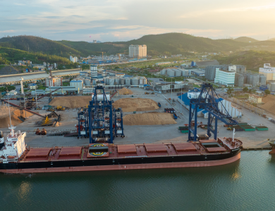 YM Courage Vessel Operations