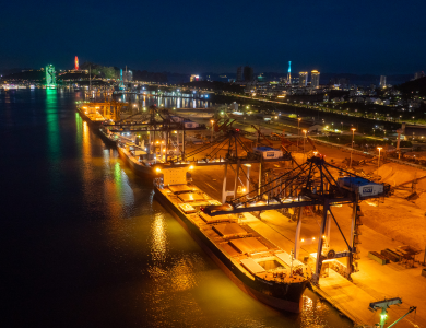 YM Courage Vessel Operations